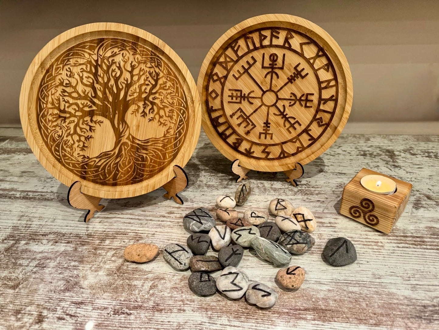 ✨ Vegvísir – Compás Vikingo de Protección y Guía
