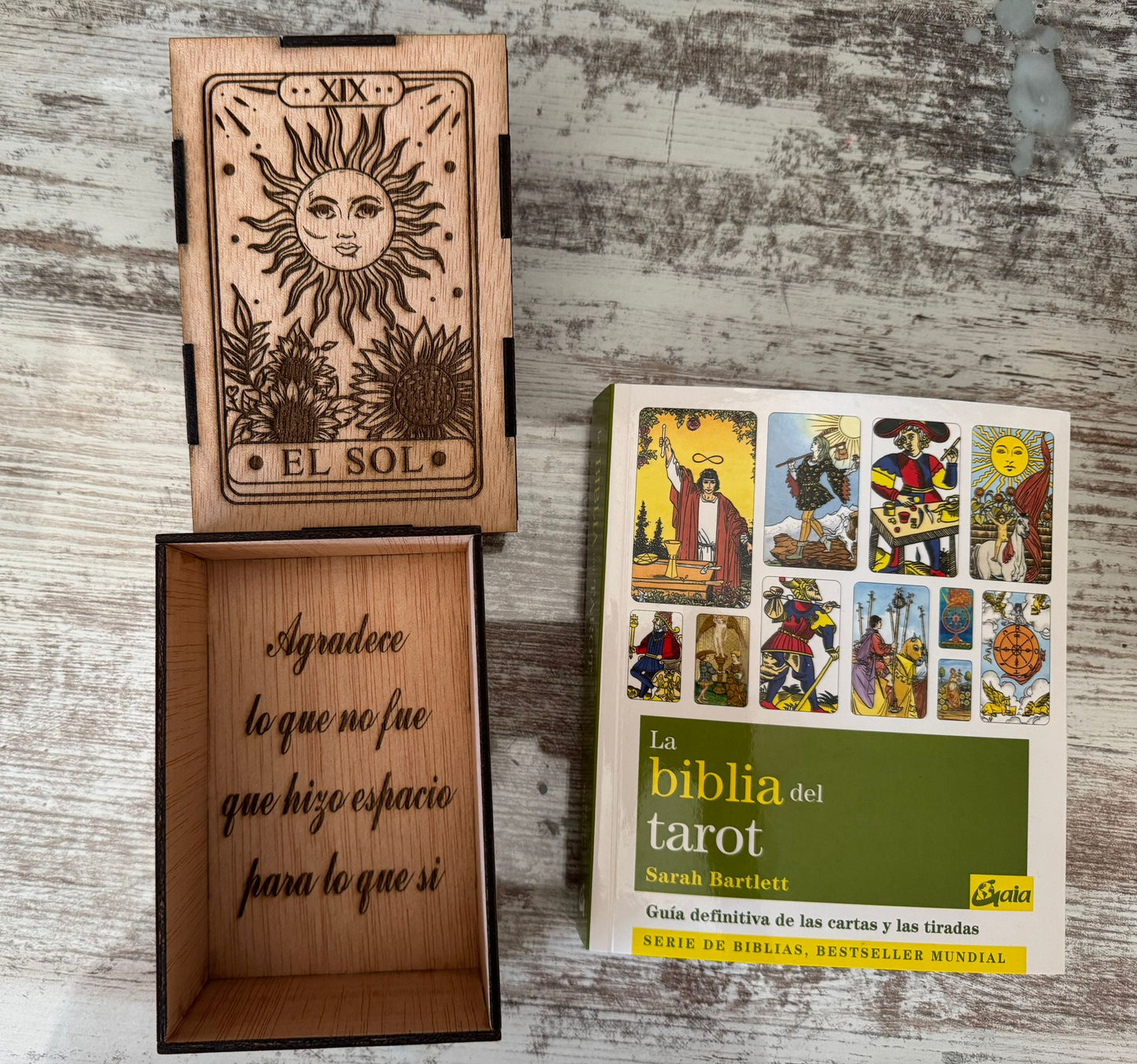 Pack cajas tarot mas la biblia del tarot